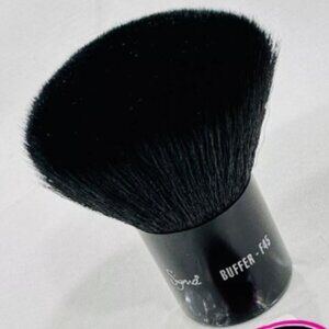 Sigma Beauty F45 Buffer, Fluffy Face Makeup Brush, SigmaTech Fibers